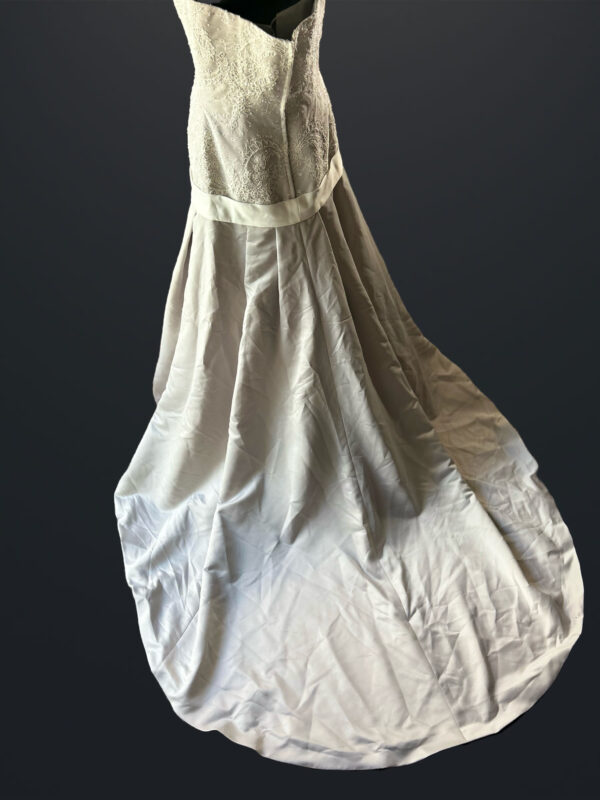 Eden Bridals - Image 3