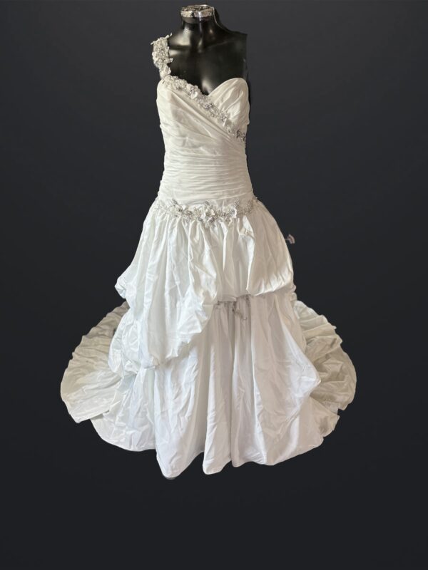 Alfred Angelo - Fairytale Weddings