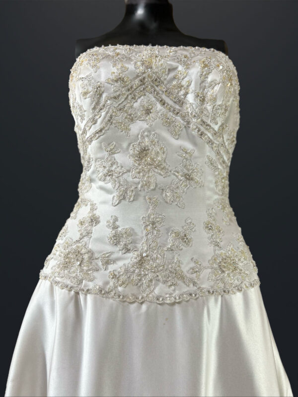 David’s Bridal - Image 3