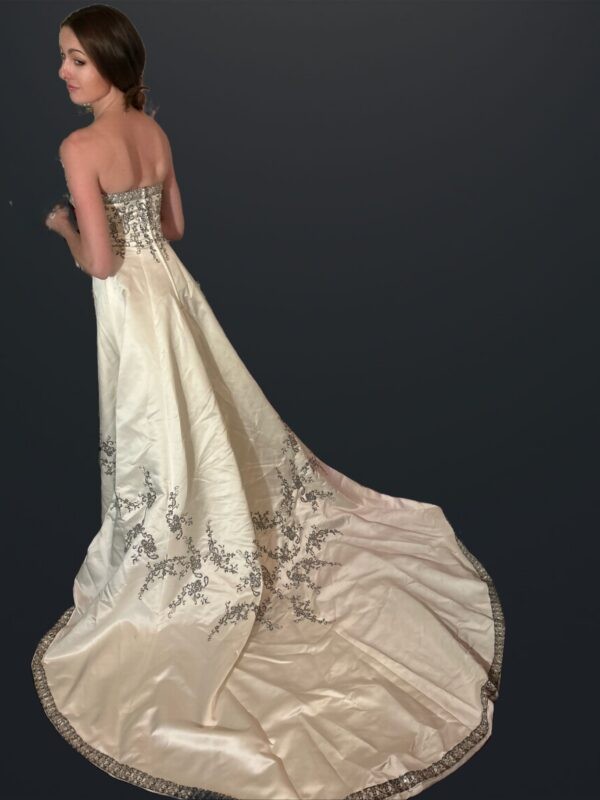 Emme Bridal - Image 4