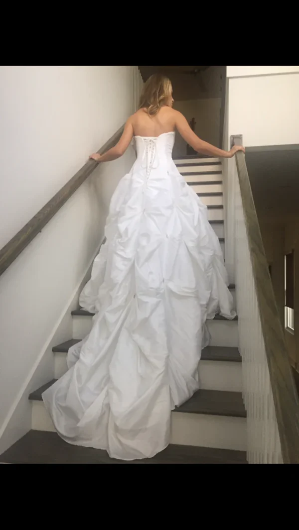 David’s Bridal - Image 3