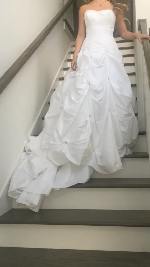 David’s Bridal - Image 4