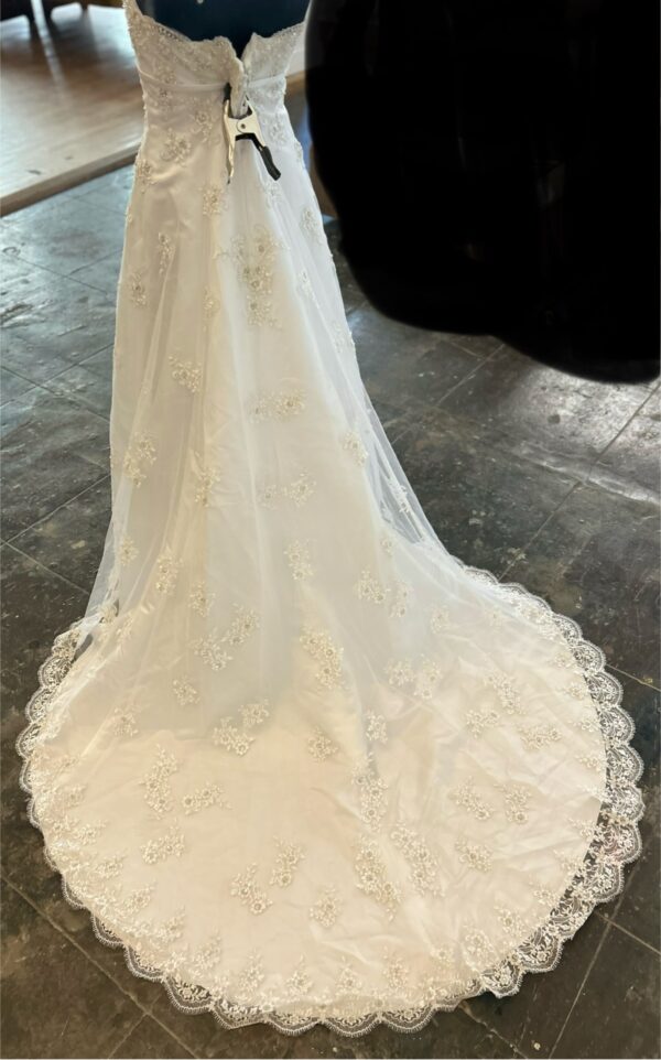 David’s Bridal - Image 2
